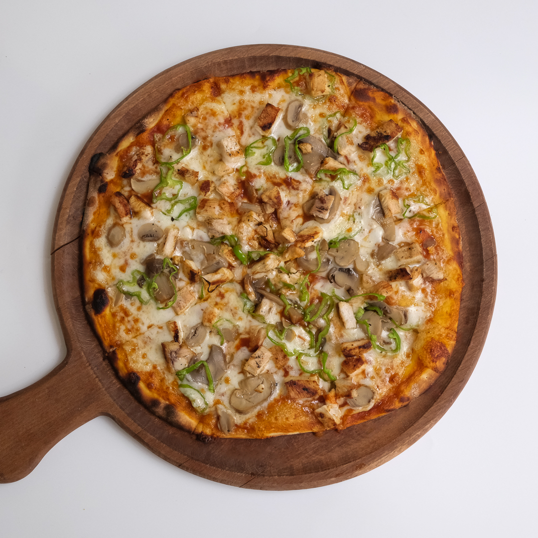 Tavuklu Pizza